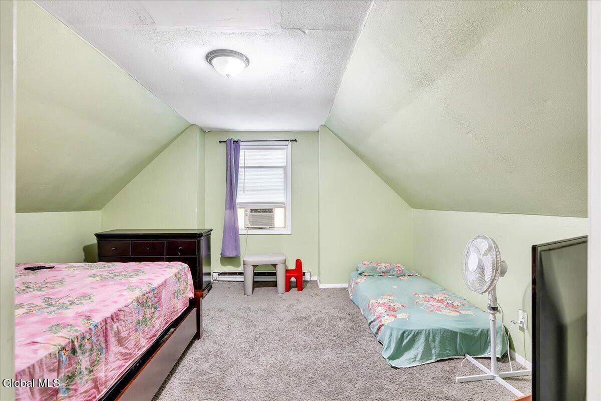 126 Osborne Road Colonie NY 12205