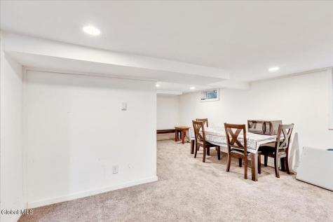 126 Osborne Road Colonie NY 12205