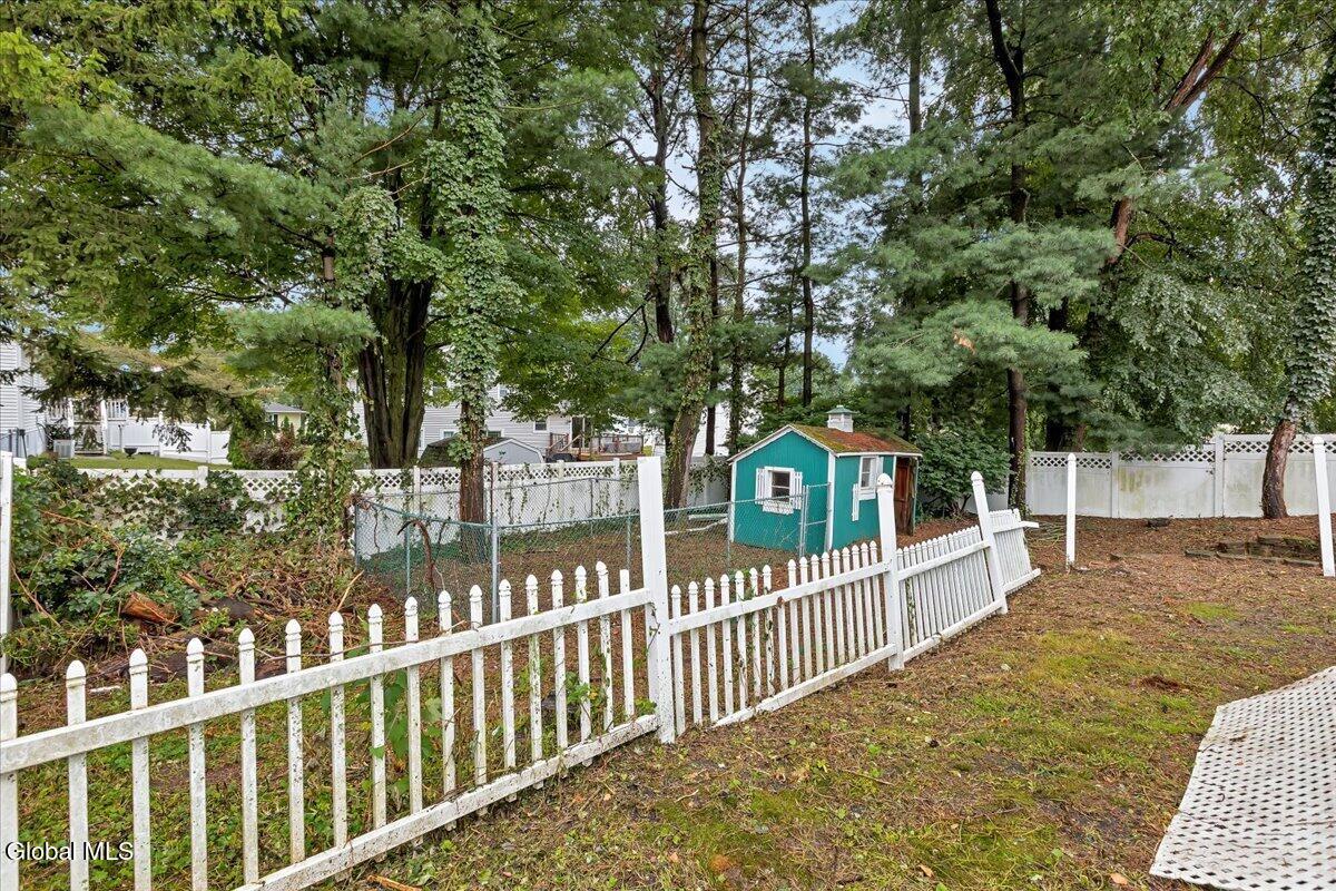 126 Osborne Road Colonie NY 12205