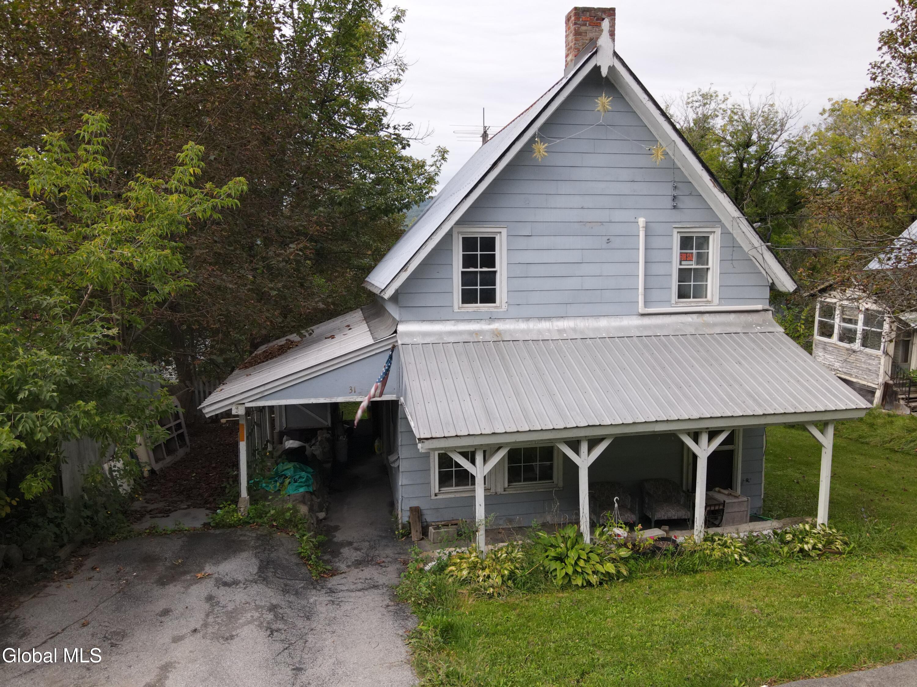 31 Mountain Street Whitehall NY 12887