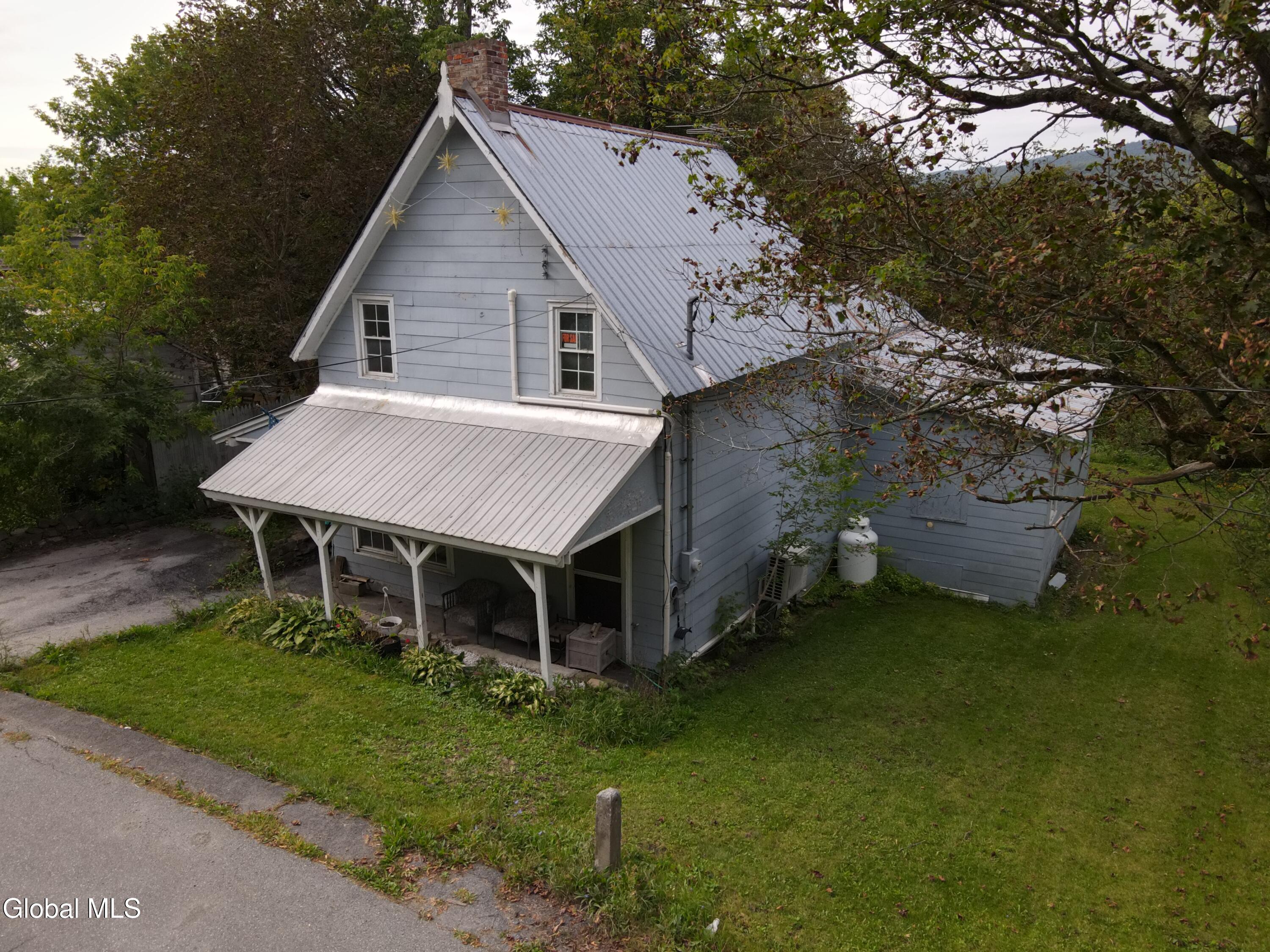 31 Mountain Street Whitehall NY 12887
