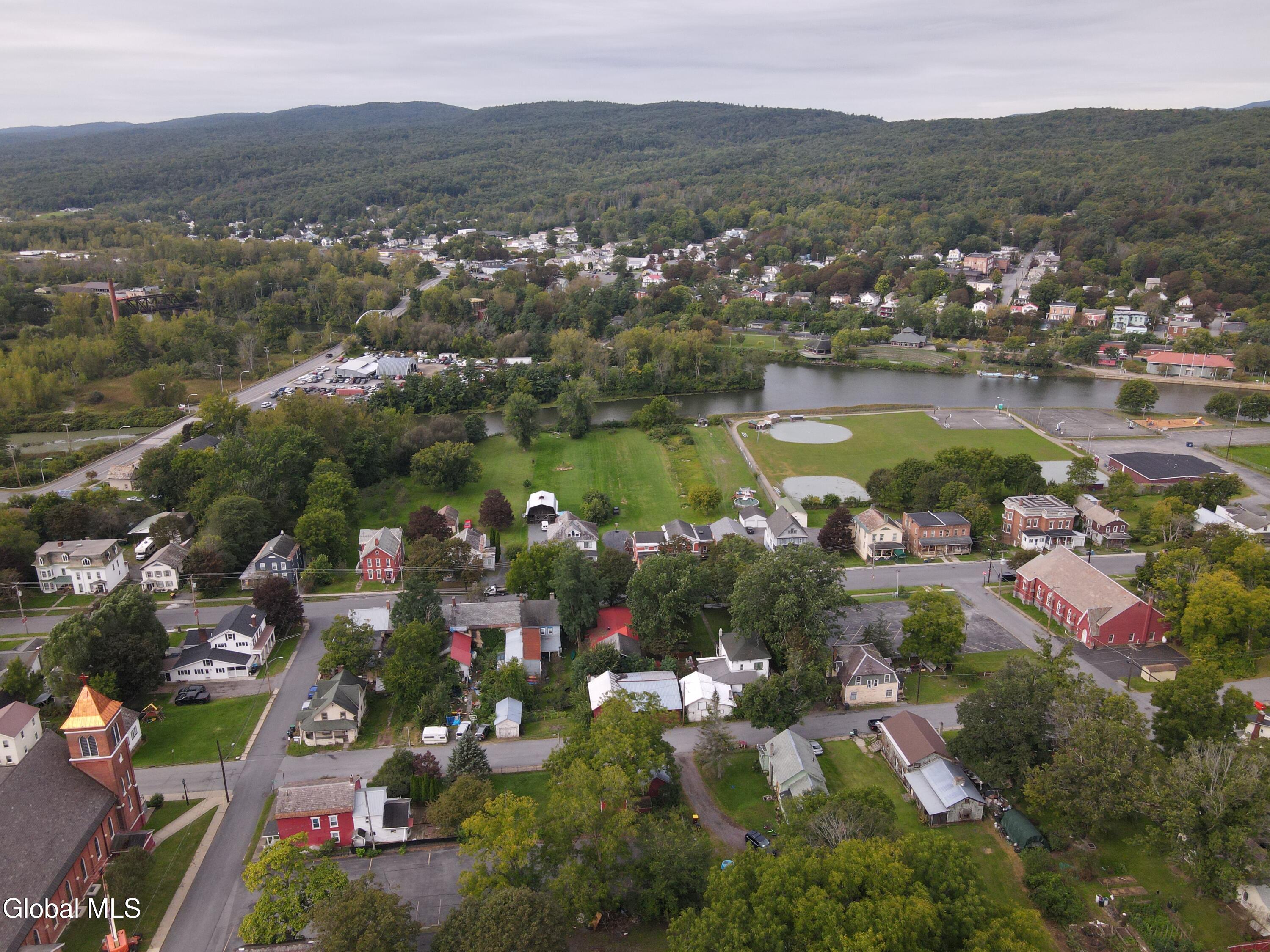 31 Mountain Street Whitehall NY 12887