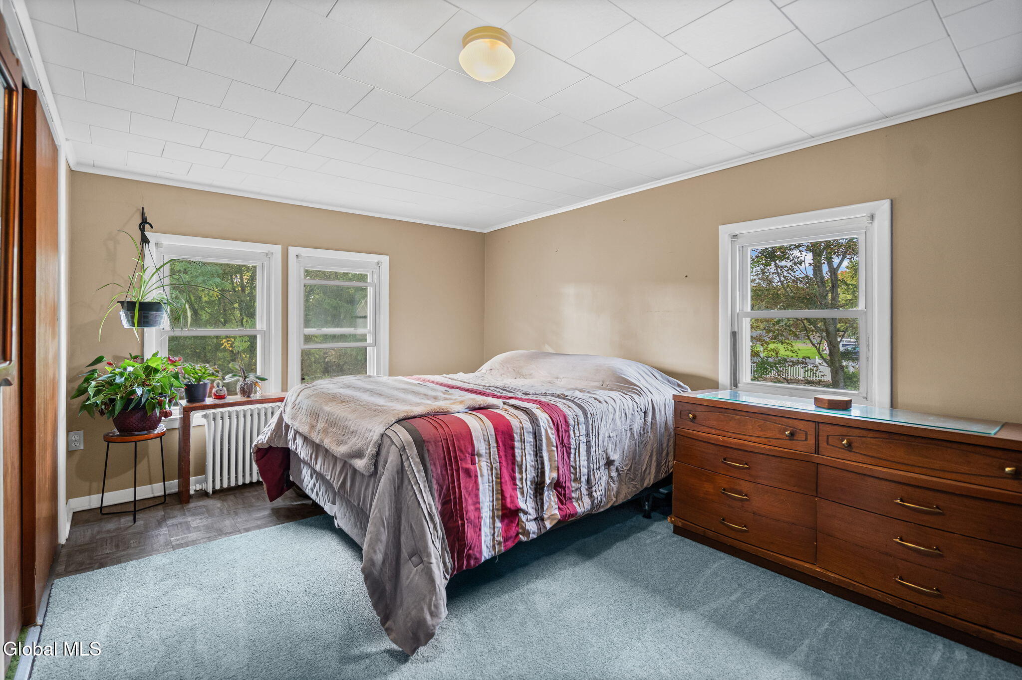 24 Glenwood Road Troy NY 12180