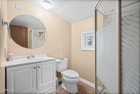 24 Glenwood Road Troy NY 12180