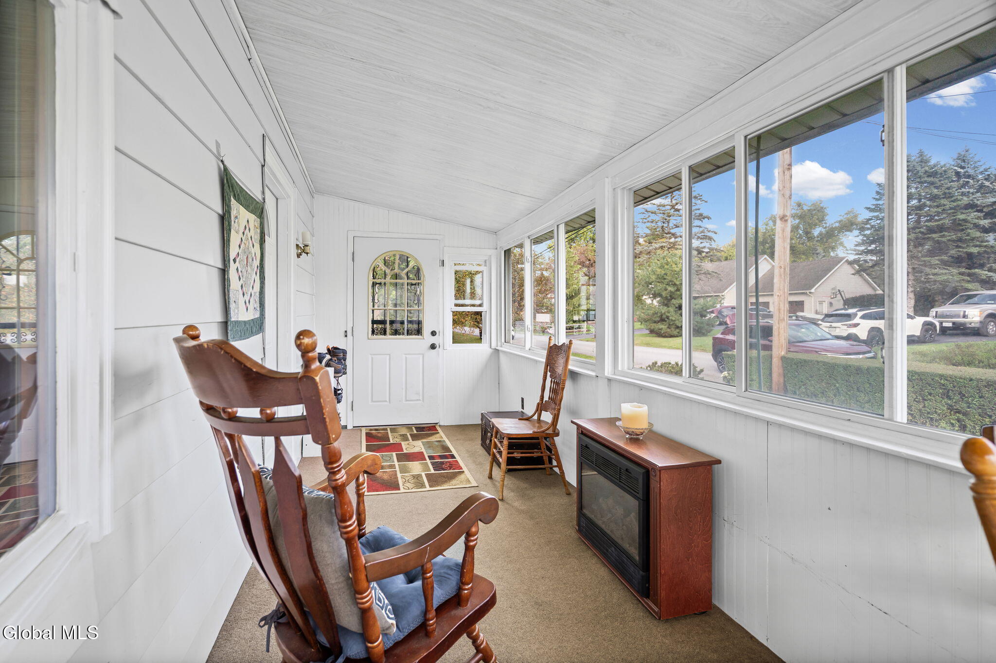 24 Glenwood Road Troy NY 12180