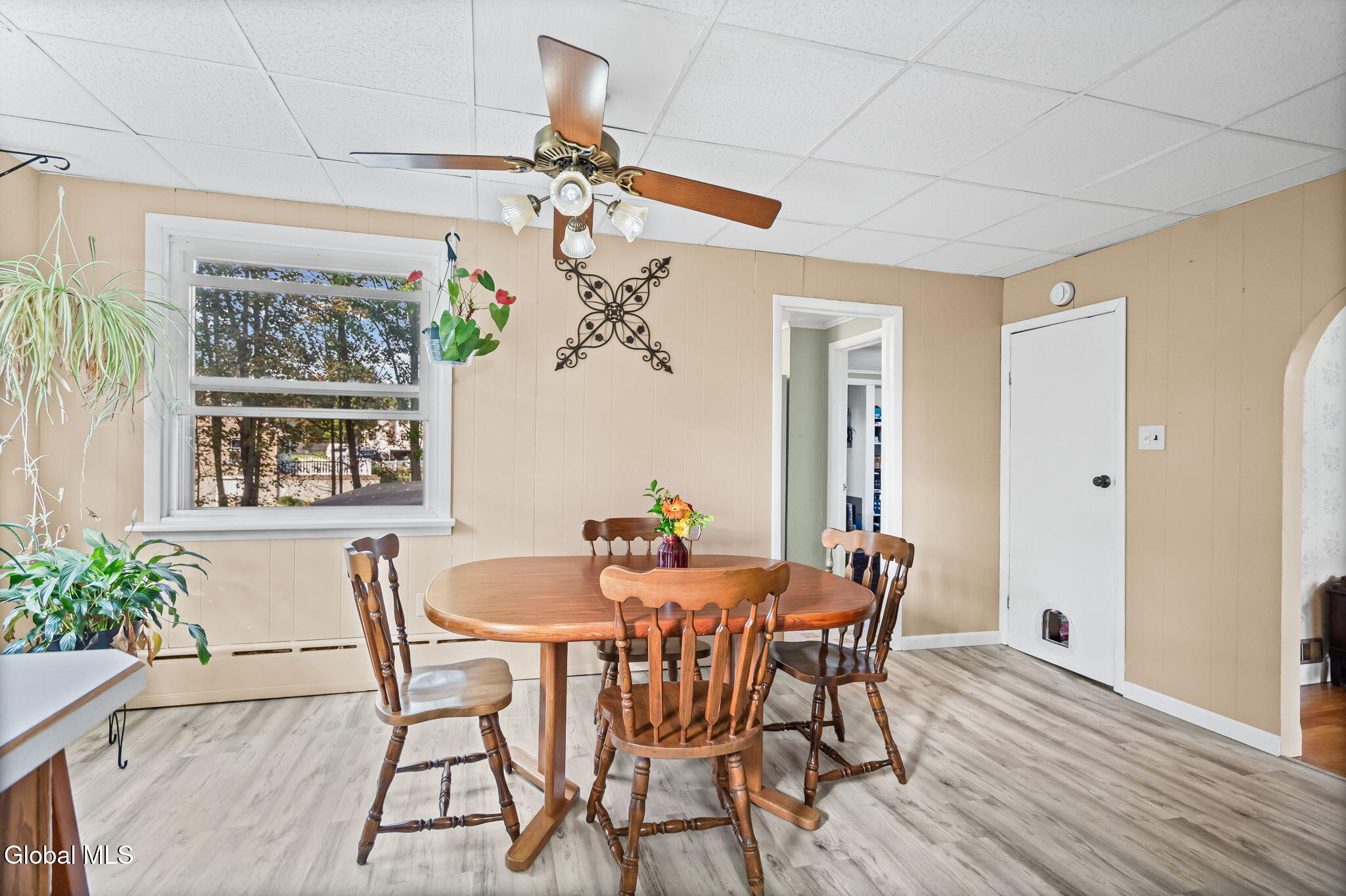 24 Glenwood Road Troy NY 12180