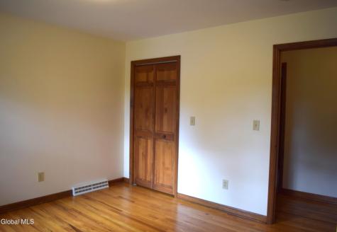 4 Ten Broeck Street Delmar NY 12054