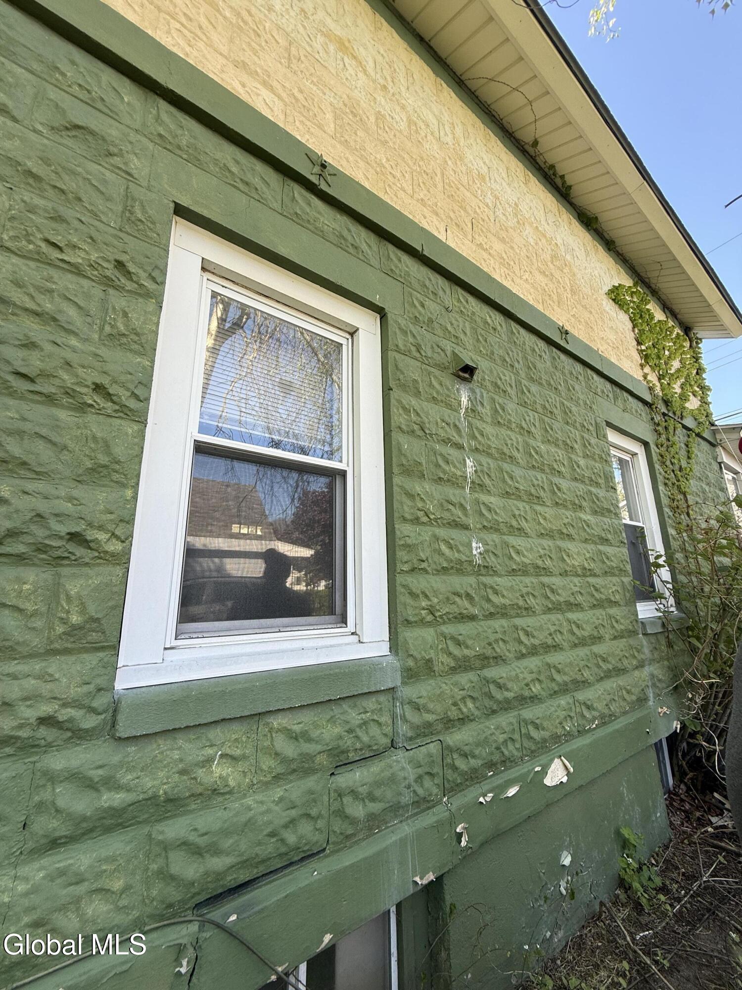 1339 Bradford Street Schenectady NY 12306
