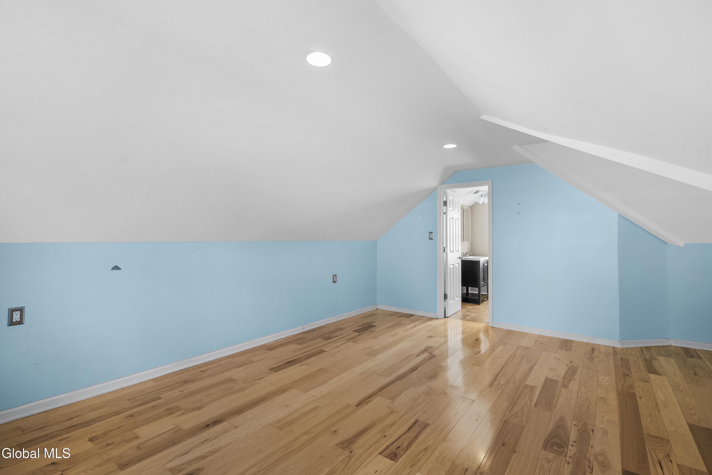 22 Marwill Street Albany NY 12209