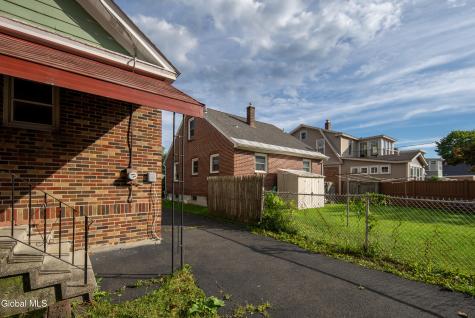 22 Marwill Street Albany NY 12209