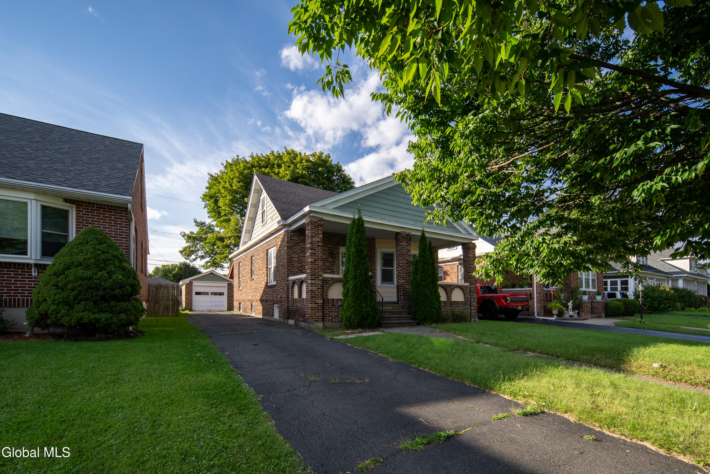 22 Marwill Street Albany NY 12209
