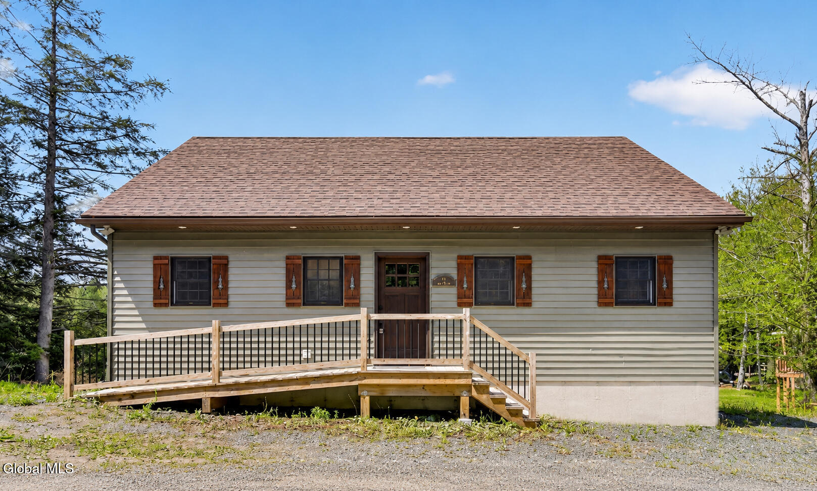 78 Lake Camp Way Cropseyville NY 12052
