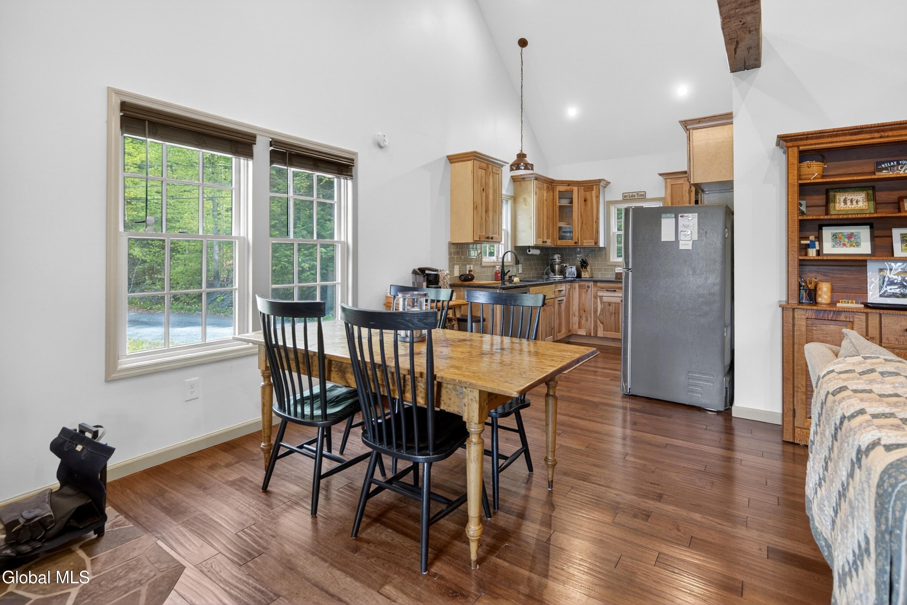 78 Lake Camp Way Cropseyville NY 12052