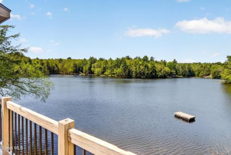 78 Lake Camp Way Cropseyville NY 12052