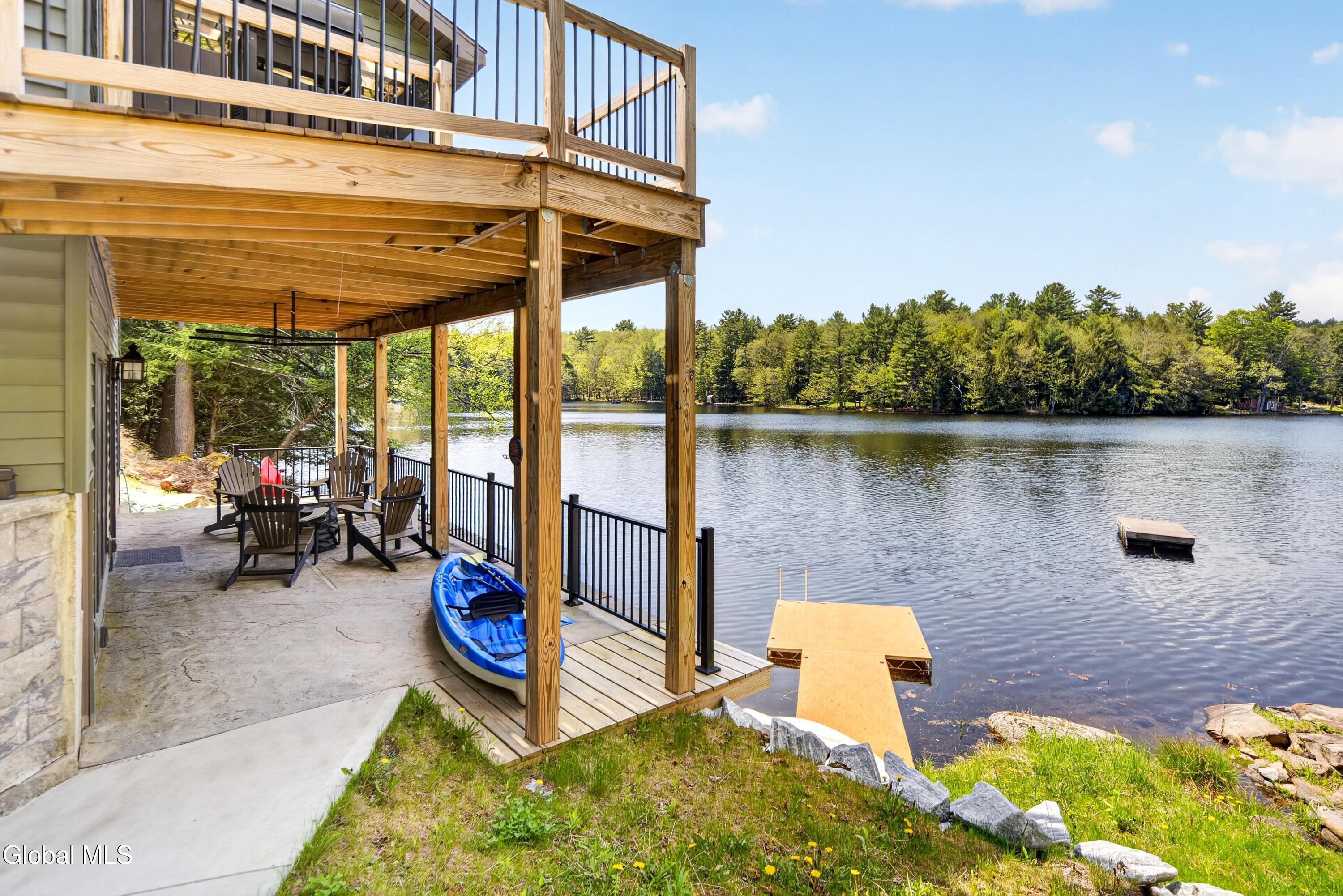 78 Lake Camp Way Cropseyville NY 12052