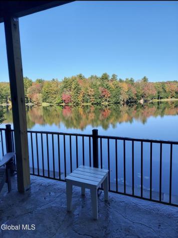 78 Lake Camp Way Cropseyville NY 12052