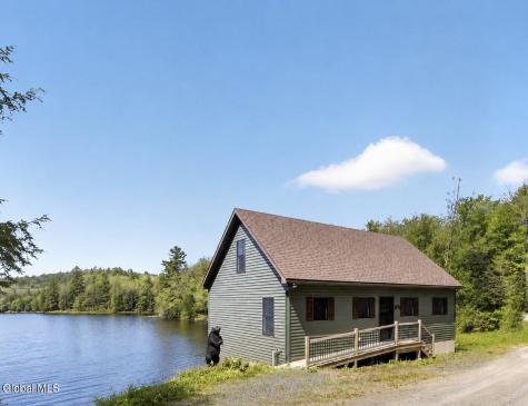 78 Lake Camp Way Cropseyville NY 12052
