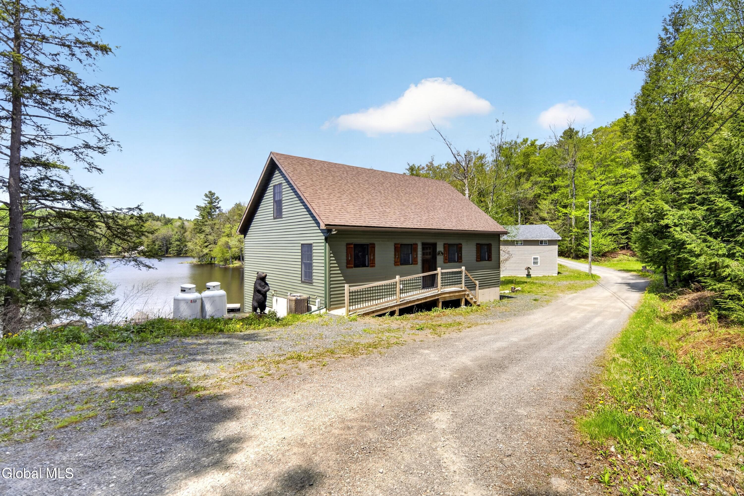 78 Lake Camp Way Cropseyville NY 12052