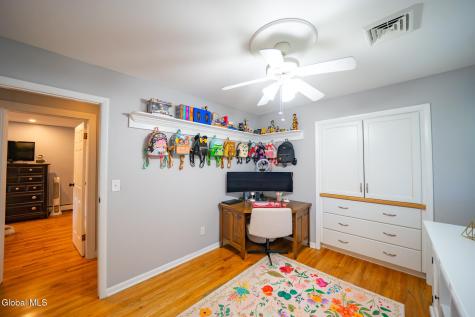 10 Sweet Brier Drive Ballston Lake NY 12019