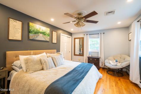 10 Sweet Brier Drive Ballston Lake NY 12019