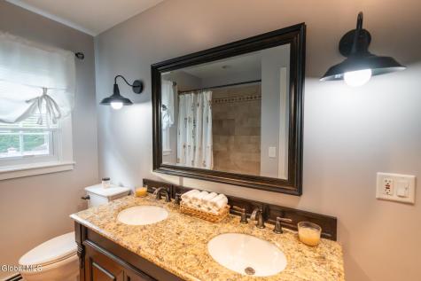 10 Sweet Brier Drive Ballston Lake NY 12019