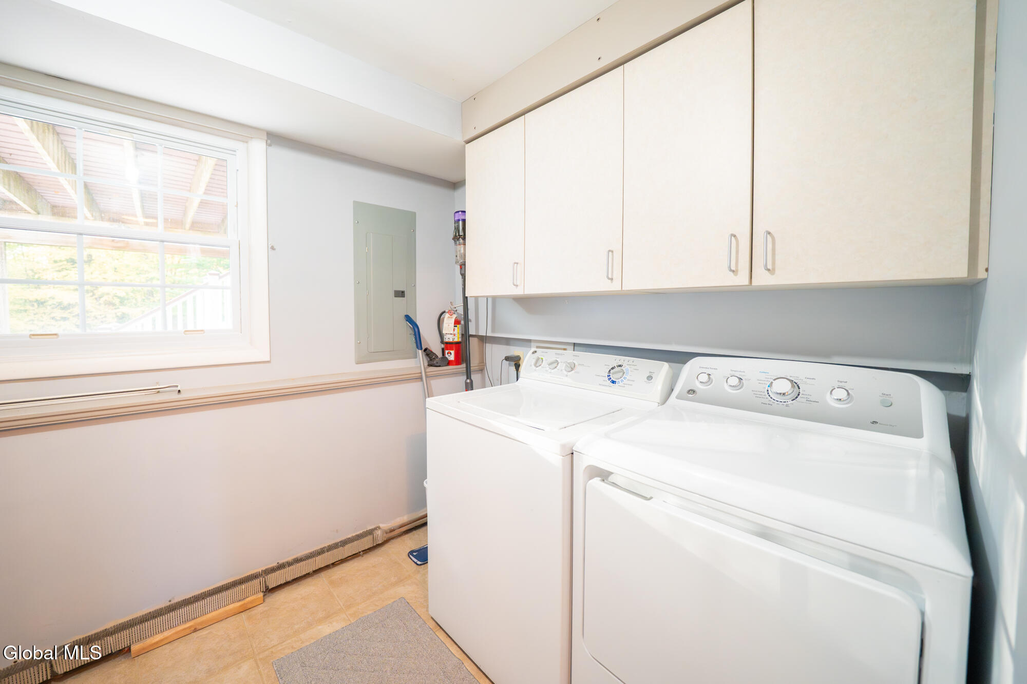 10 Sweet Brier Drive Ballston Lake NY 12019