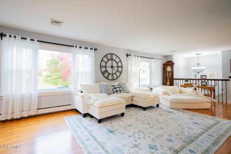 10 Sweet Brier Drive Ballston Lake NY 12019