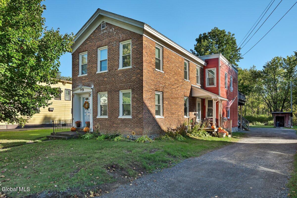 212 E Main Street Johnstown NY 12095