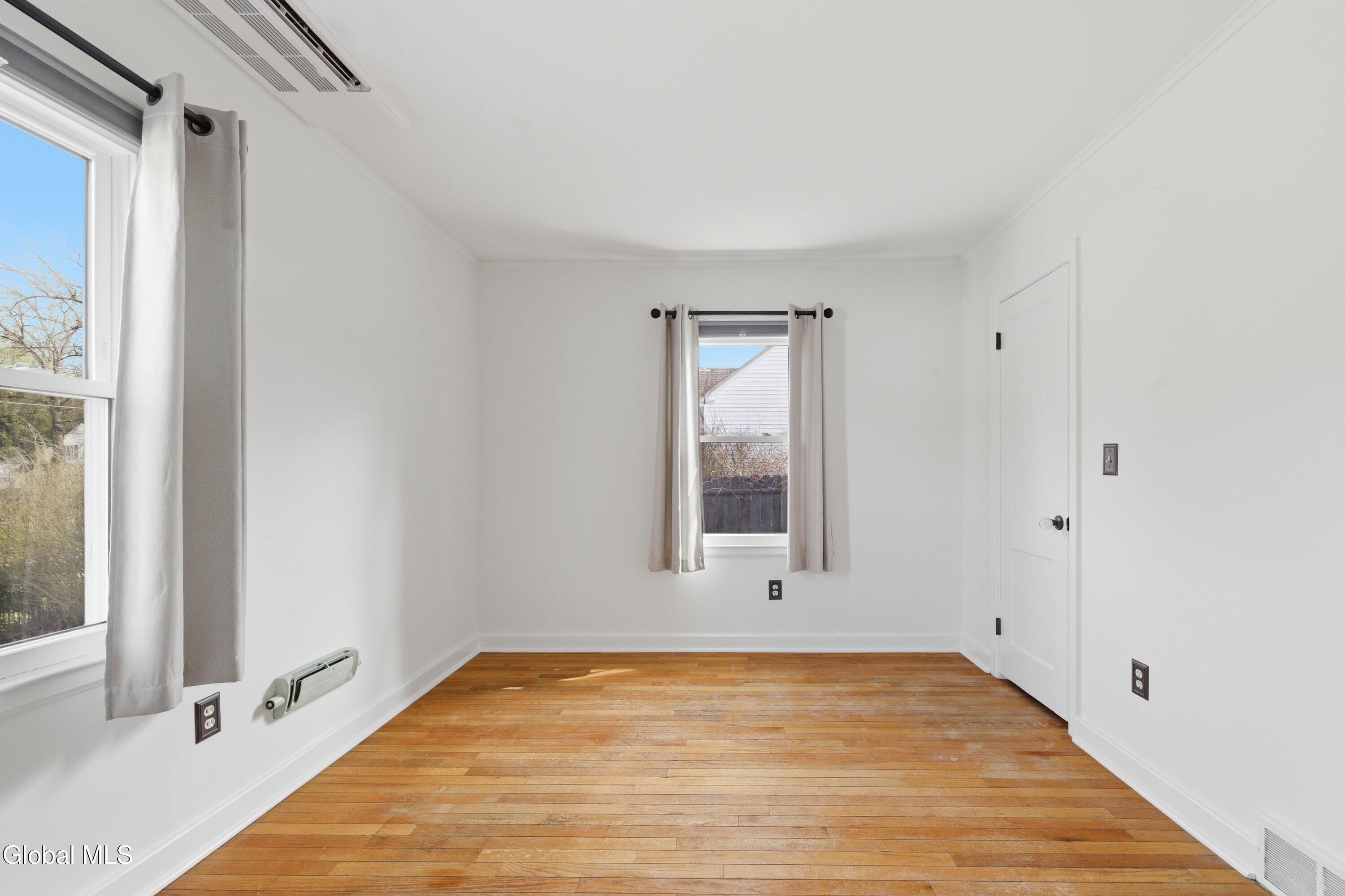 23 Thomas Street Queensbury NY 12804