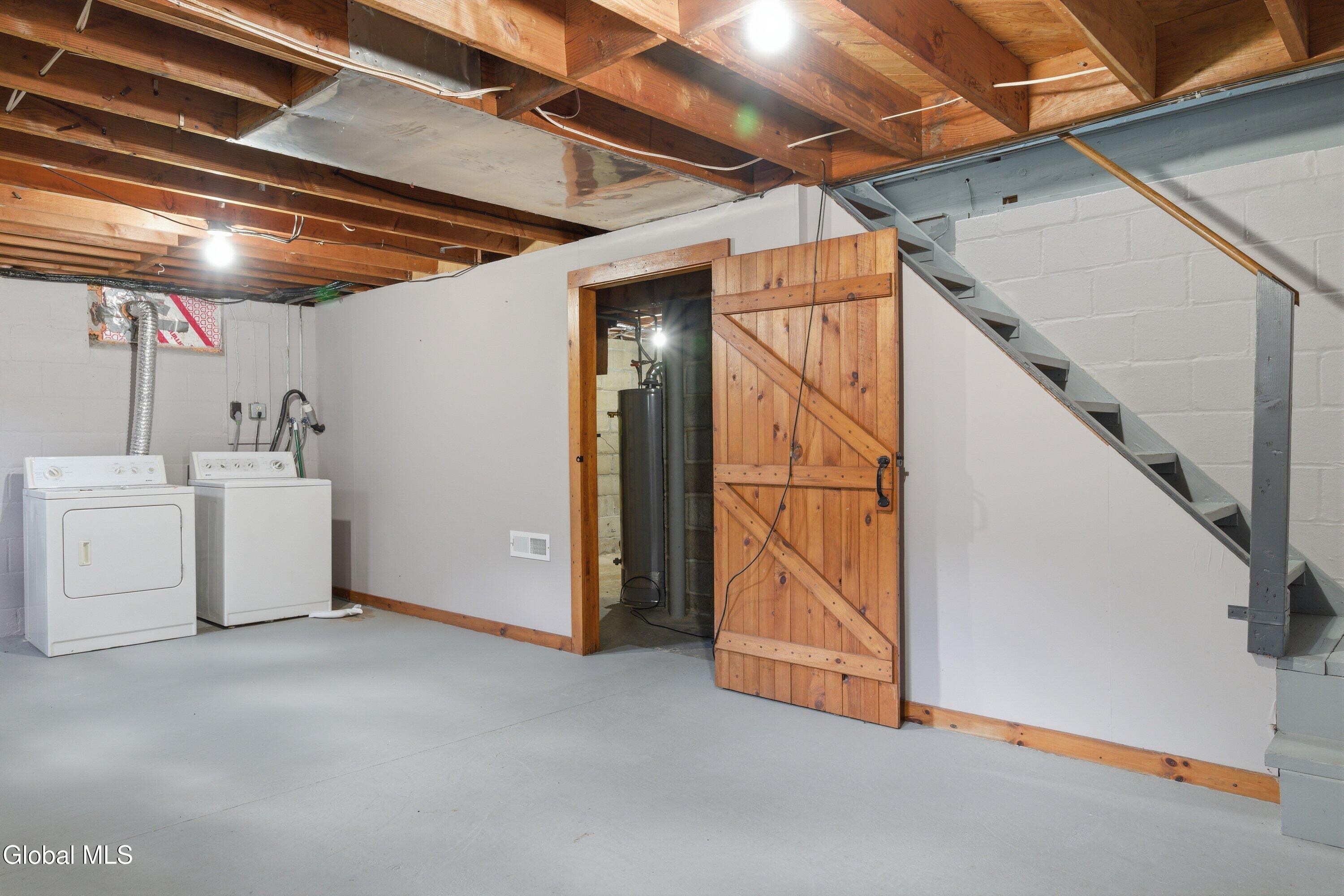 23 Thomas Street Queensbury NY 12804