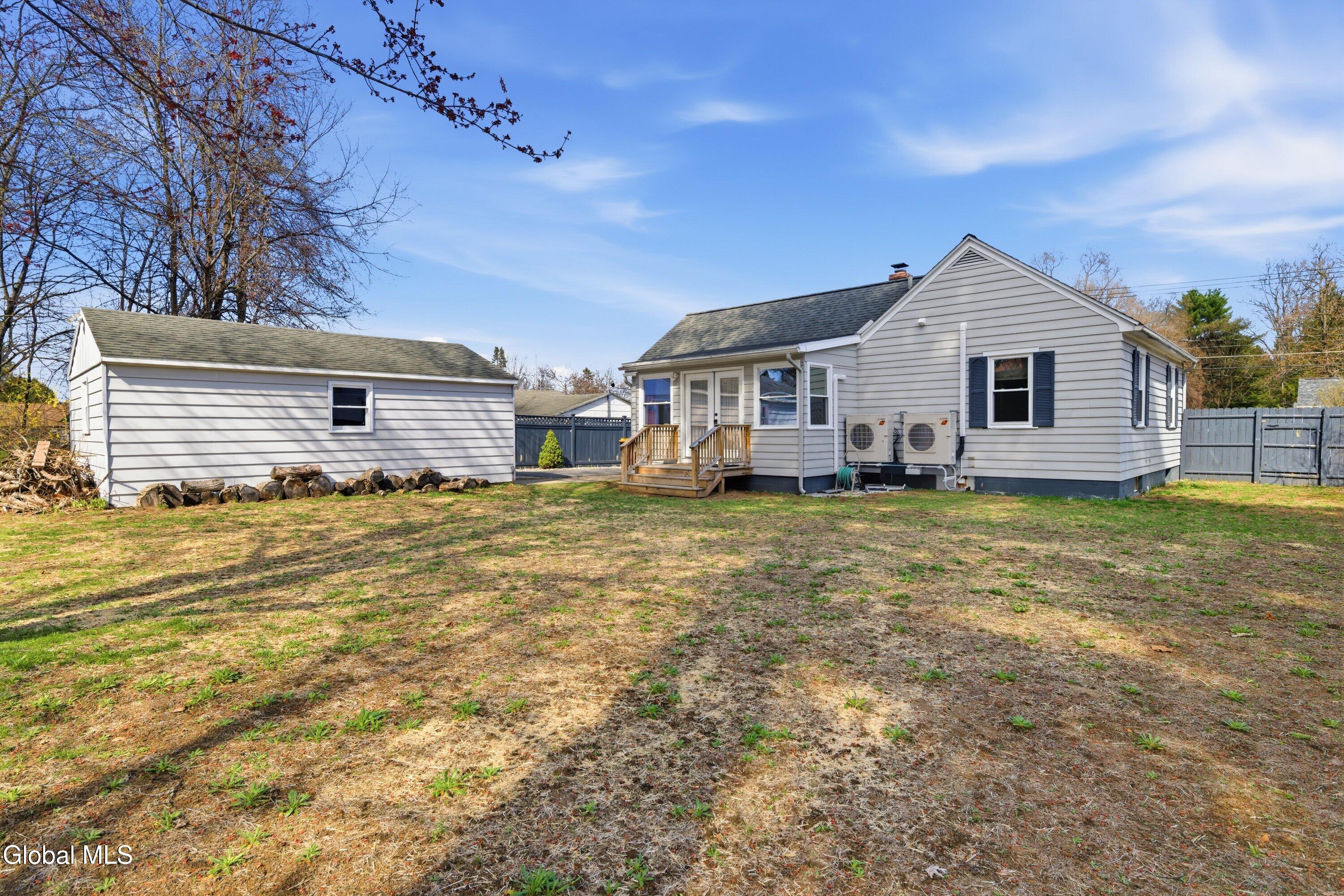 23 Thomas Street Queensbury NY 12804