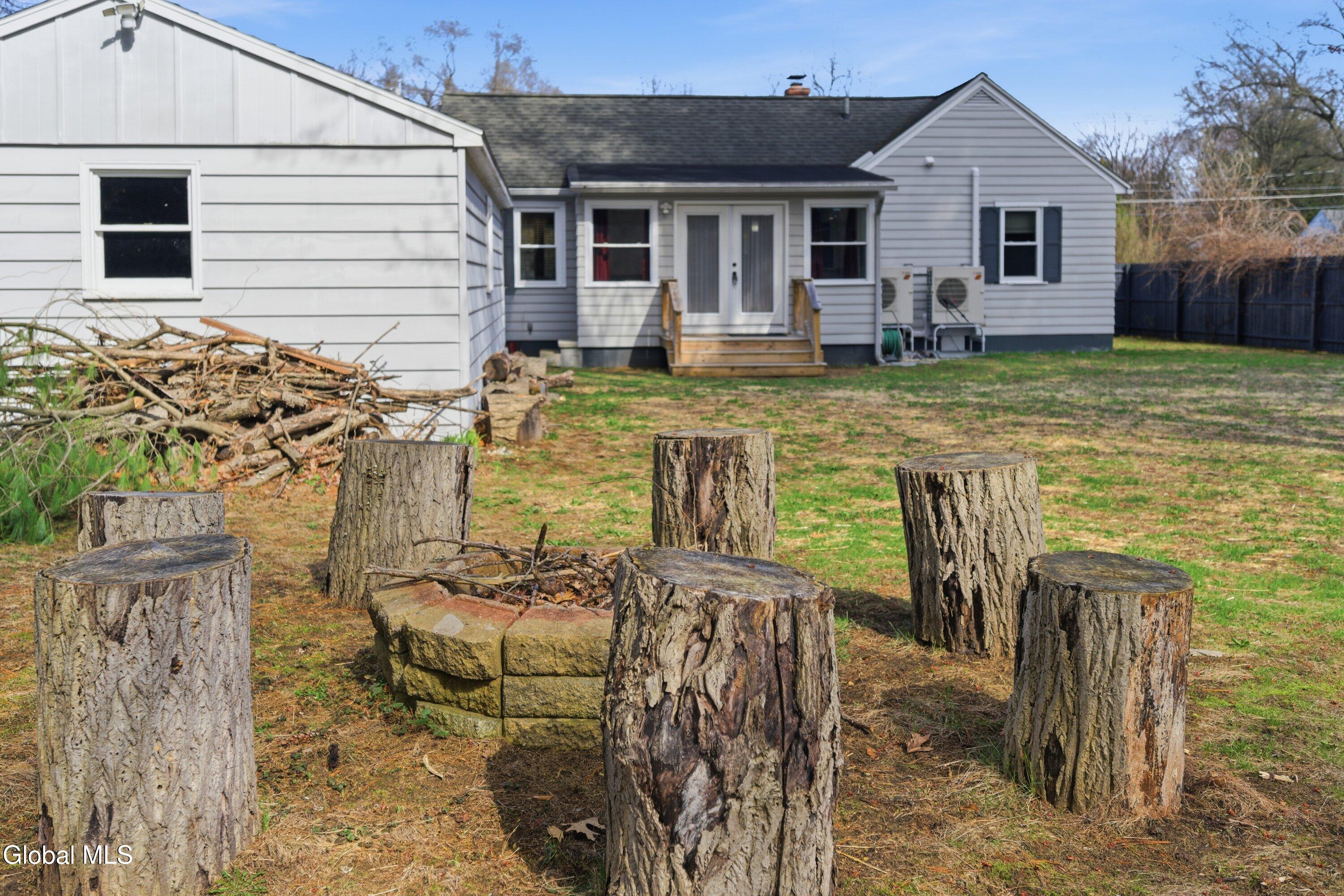 23 Thomas Street Queensbury NY 12804