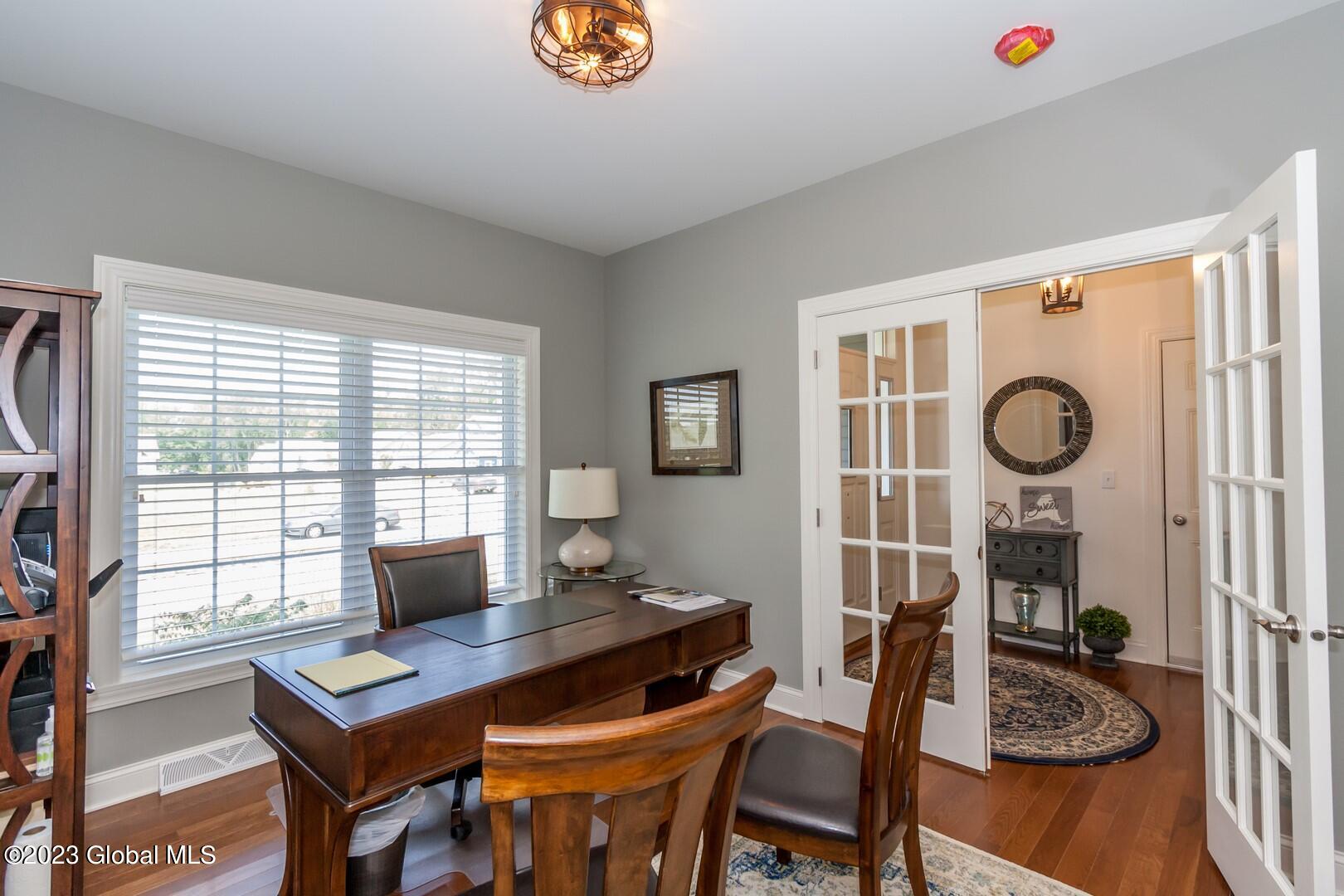 77 Lakepointe Way Saratoga Springs NY 12866