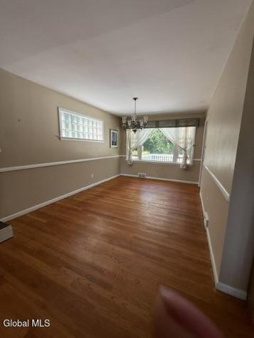 2455 Brookshire Drive Niskayuna NY 12309