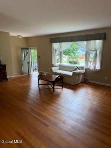 2455 Brookshire Drive Niskayuna NY 12309