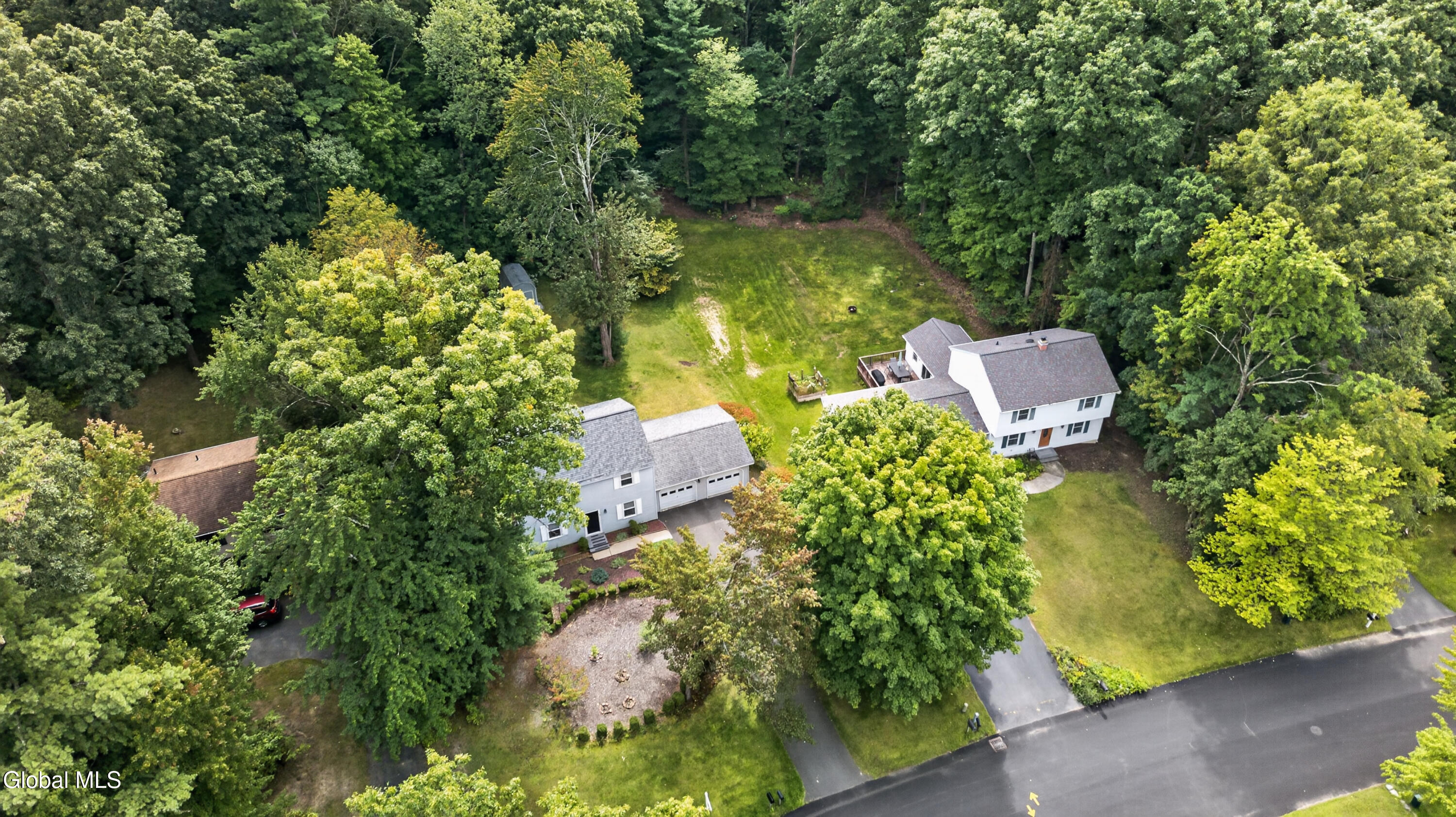 29 Barkwood Lane Clifton Park NY 12065