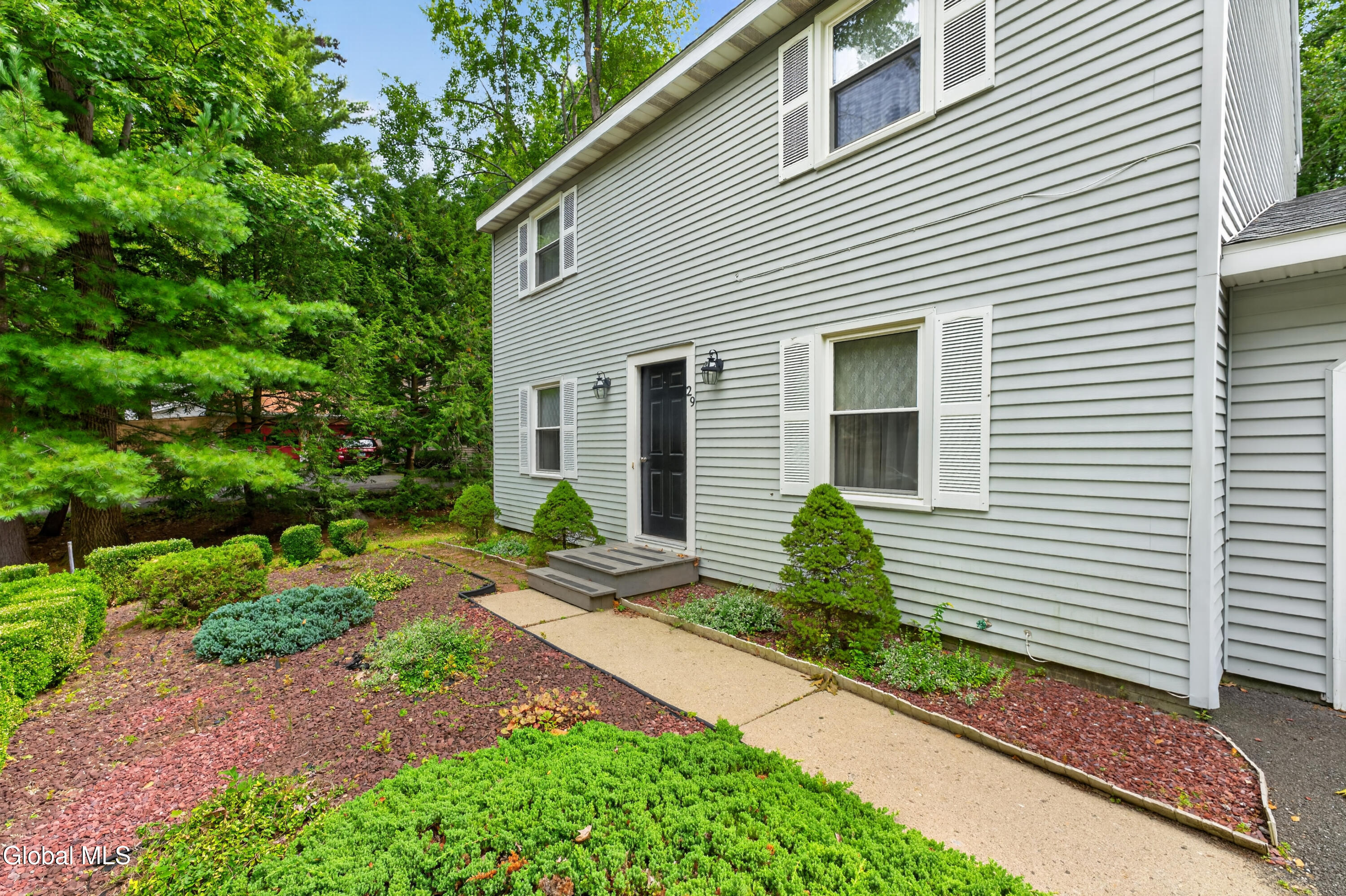 29 Barkwood Lane Clifton Park NY 12065
