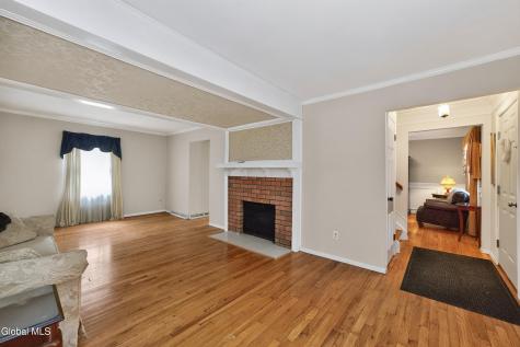 29 Barkwood Lane Clifton Park NY 12065