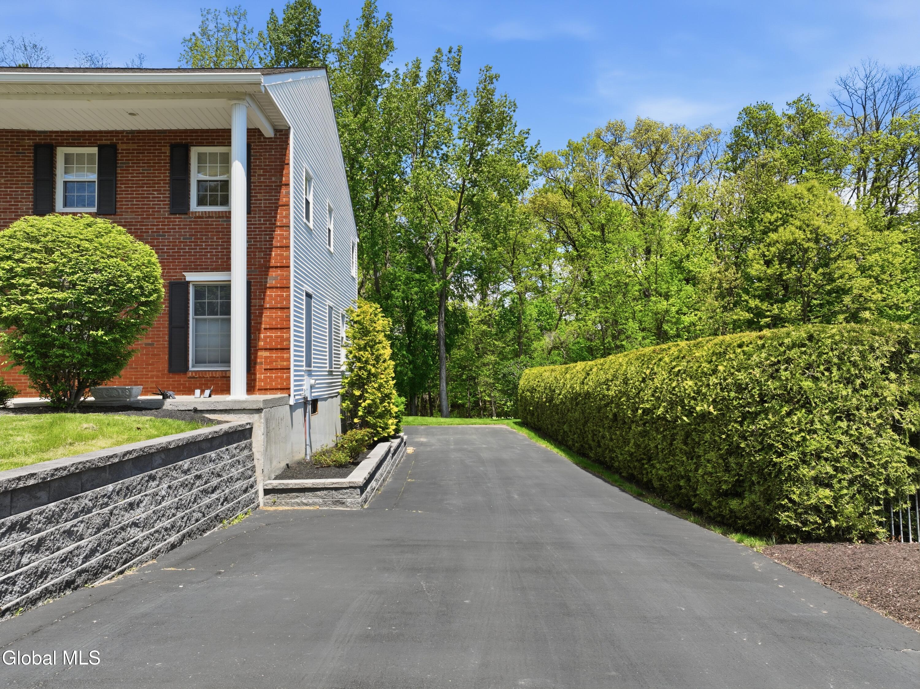 47 Park Drive Menands NY 12204