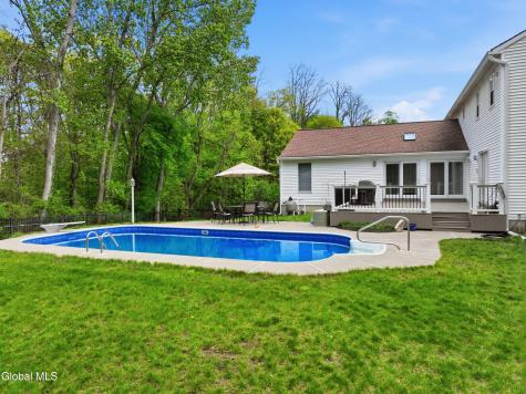 47 Park Drive Menands NY 12204