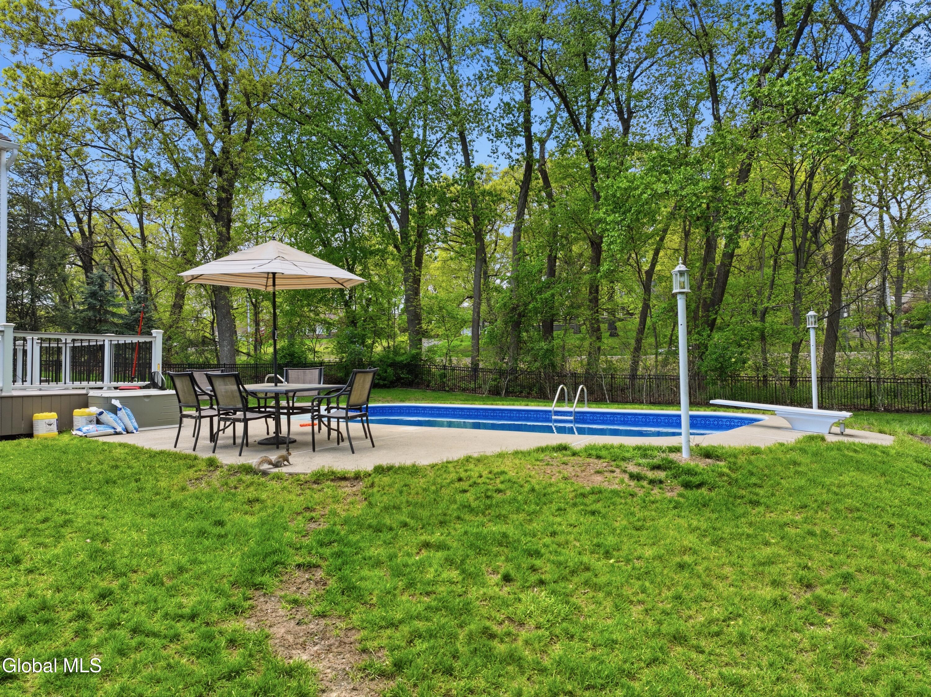 47 Park Drive Menands NY 12204