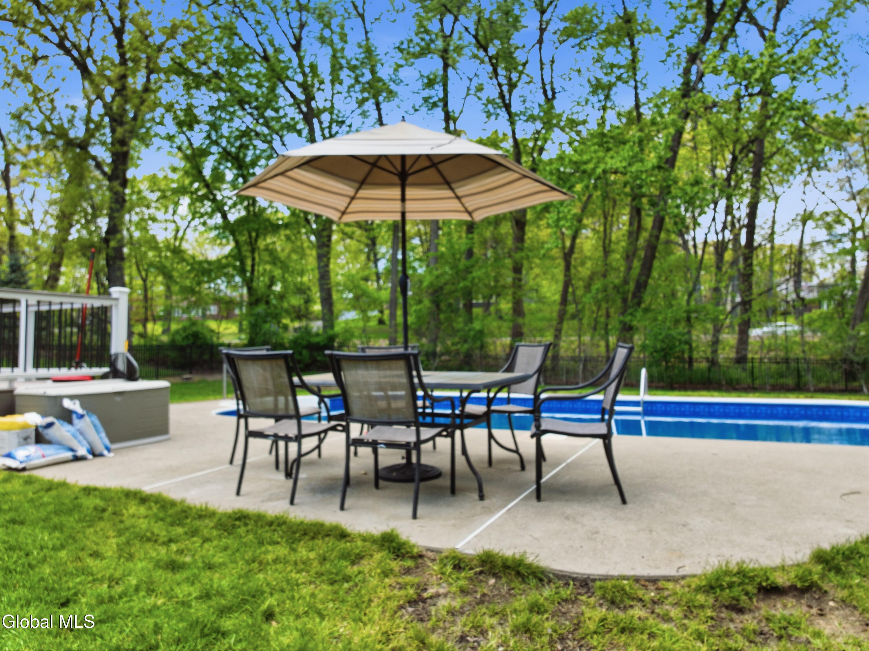 47 Park Drive Menands NY 12204
