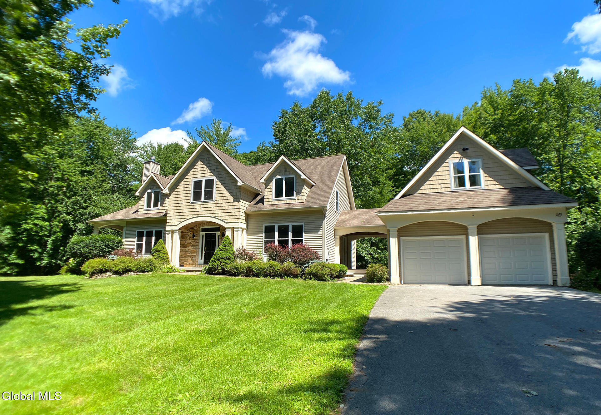 49 Homestead Road Saratoga Springs NY 12866