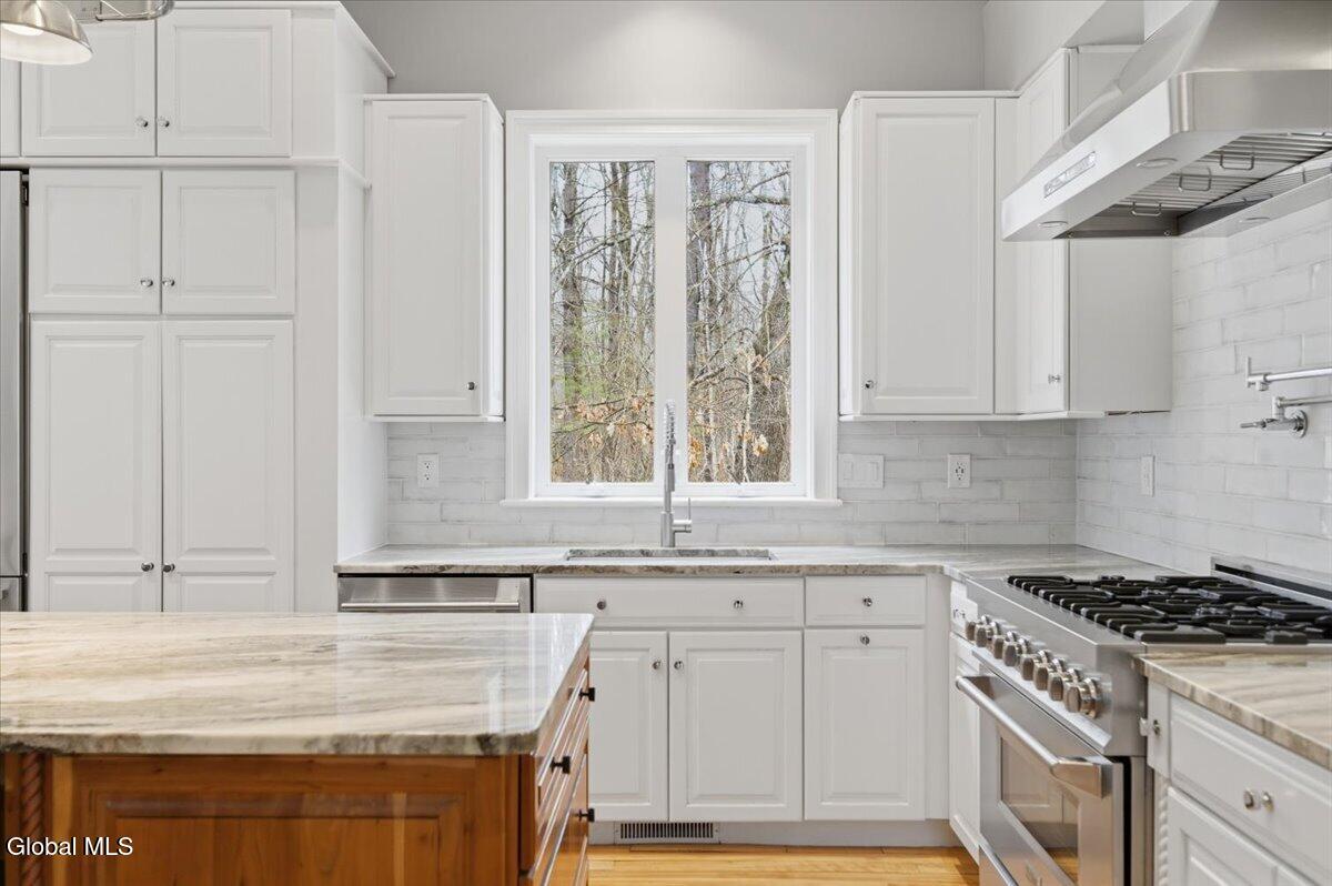 49 Homestead Road Saratoga Springs NY 12866