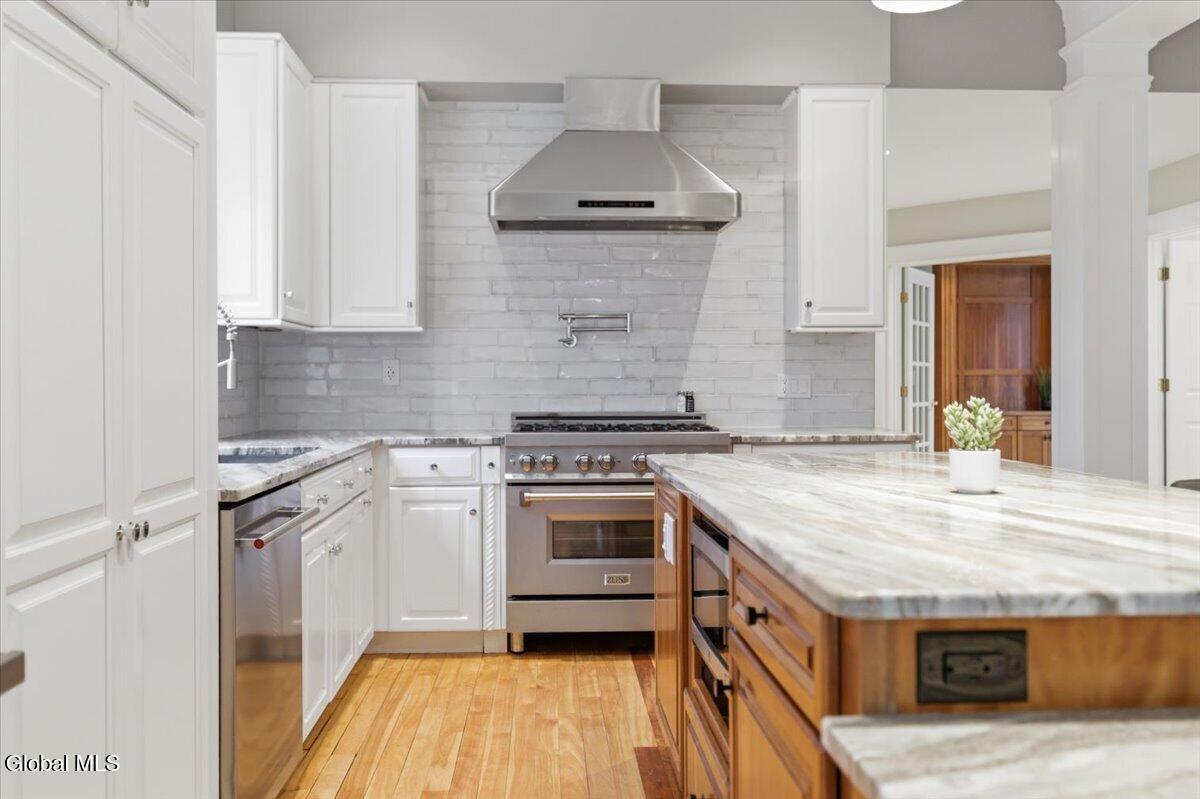 49 Homestead Road Saratoga Springs NY 12866