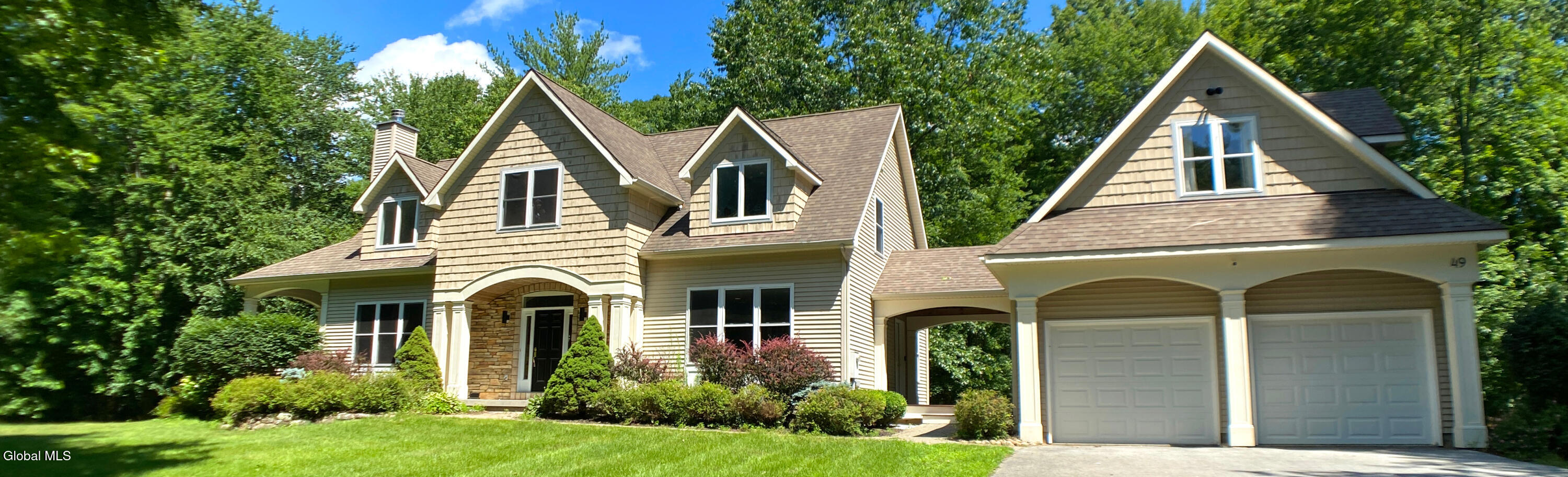 49 Homestead Road Saratoga Springs NY 12866