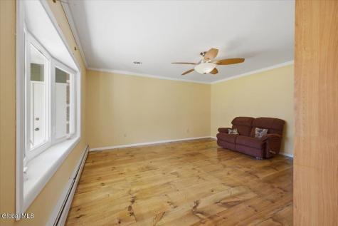 14 Crownwood Lane Queensbury NY 12804