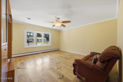 14 Crownwood Lane Queensbury NY 12804