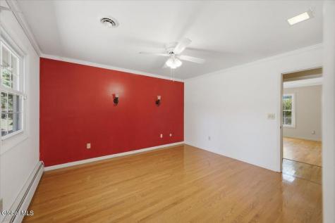 14 Crownwood Lane Queensbury NY 12804