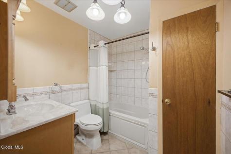 14 Crownwood Lane Queensbury NY 12804